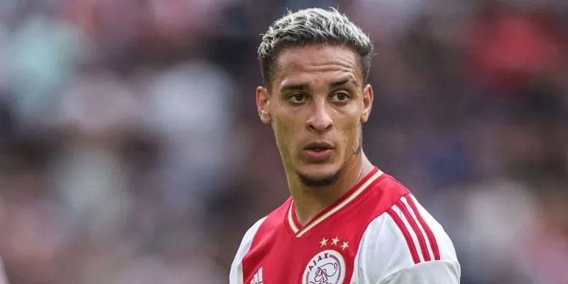 Phong cách chơi bóng điêu luyện cùng tốc độ bứt phá